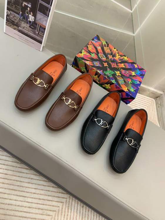 Picture of Louis Vuitton Shoes _SKULVsz38-44mnf021111924